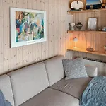 In V With House Sea View Holiday home
