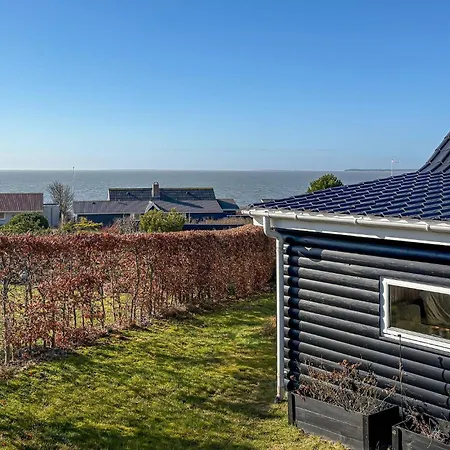 In V With House Sea View *