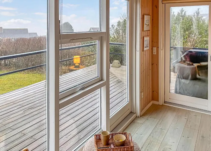 In V With House Sea View بيت للعطل